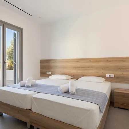 Etherial Pool Apartment Aliki (Paros)